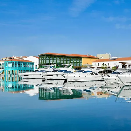 Deluxe Seafront - 2 Bed Apartment Limassol